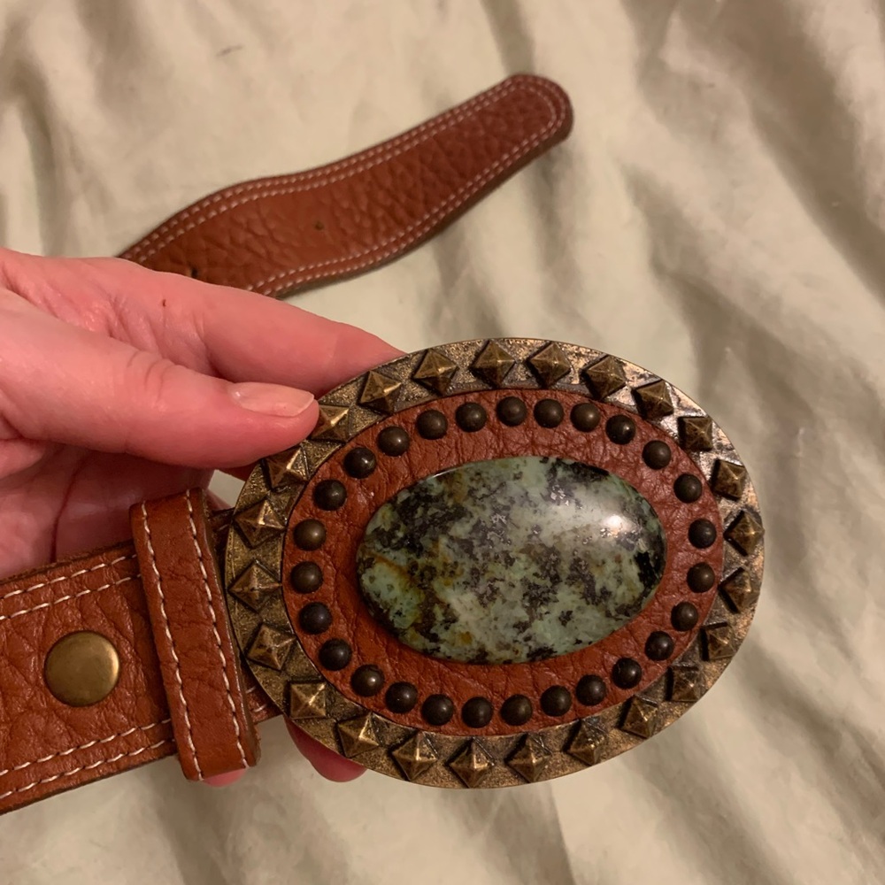 Authentic brand new rare 
100% leather belt with stone M-L . Never been worn